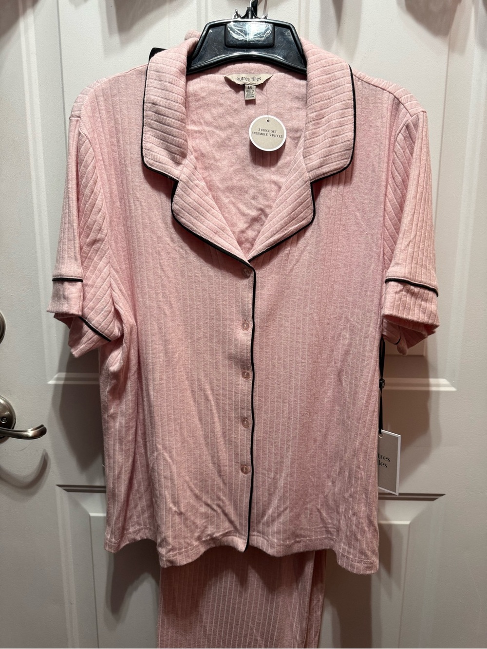 New Soft Pink Short-Sleeve Ribbed 3-PC Pajamas with Black Piping L